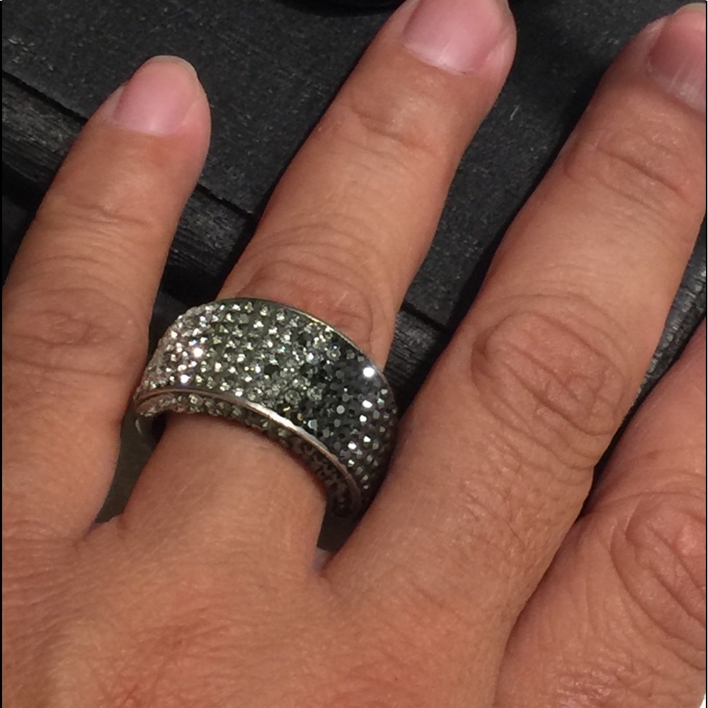 The evening ring in size 8 vintage design